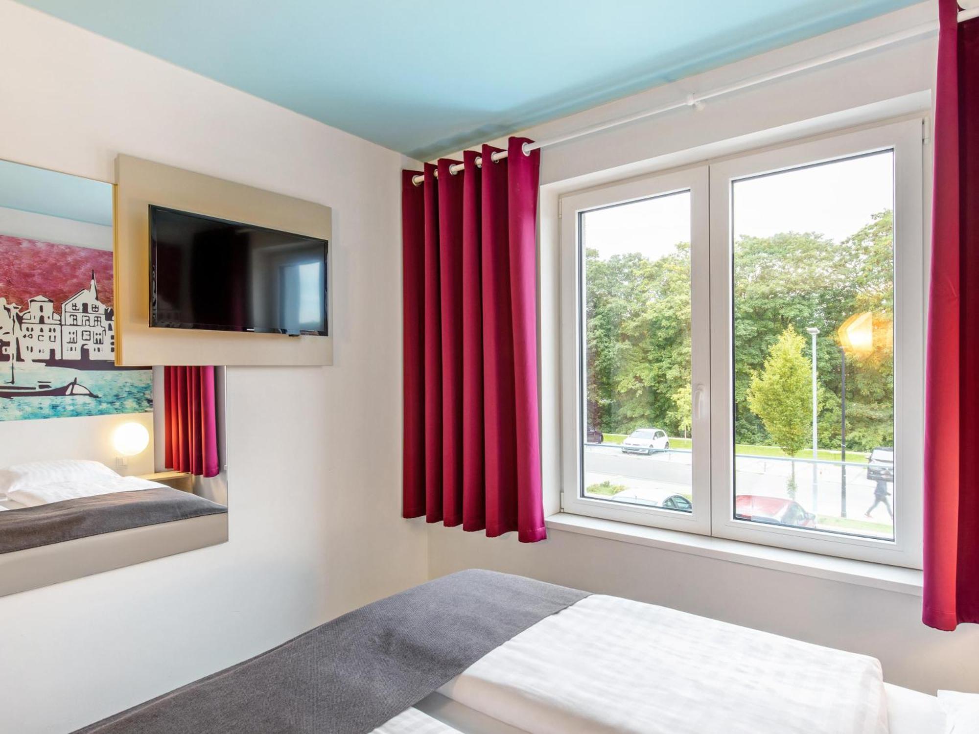 B&B Hotel Lueneburg Εξωτερικό φωτογραφία