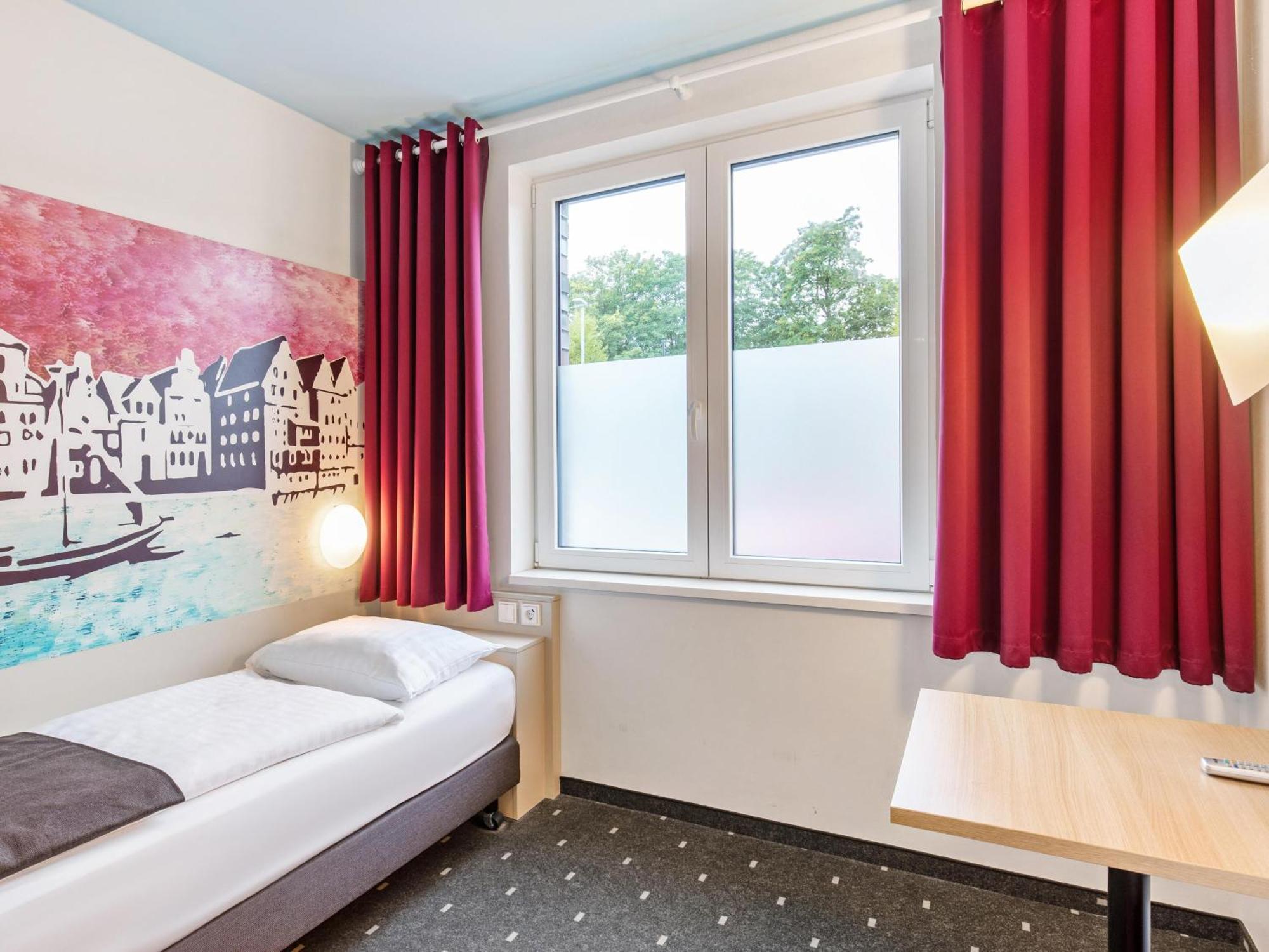 B&B Hotel Lueneburg Εξωτερικό φωτογραφία